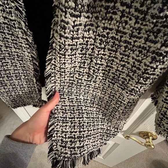 Fringe Trim Jacket 🪩 - Picture 4 of 9